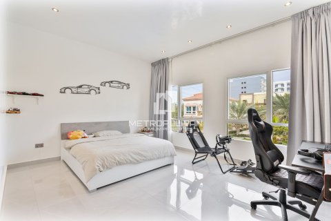 Villa itt: Jumeirah Village Triangle, Dubai, EAE, 5 hálószoba, 705 m², azonosító: 592563 - fénykép 17