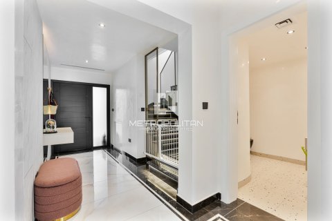 Villa itt: Jumeirah Village Triangle, Dubai, EAE, 5 hálószoba, 705 m², azonosító: 592563 - fénykép 11