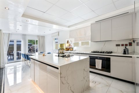 Villa itt: Jumeirah Village Triangle, Dubai, EAE, 5 hálószoba, 705 m², azonosító: 592563 - fénykép 12