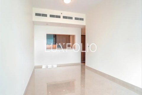 Apartment in Downtown Dubai (Downtown Burj Dubai), UAE 3 bedrooms, 204 sq.m. № 627480 - photo 2