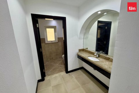 Vila di Dubai, UAE 4 bilik tidur, 708 meter persegi № 565391 - foto 19