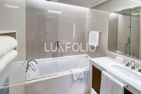 Apartmen di Downtown Dubai (Downtown Burj Dubai), Dubai, UAE 1 bilik tidur, 78 meter persegi № 628394 - foto 12