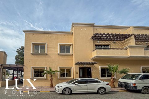 Al Barsha, Dubai, UAE의 임대용 빌라 침실 5개, 354제곱미터 번호 628395 - 사진 16