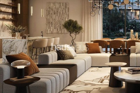 Villa in Dubai, UAE 5 bedrooms, 963 sq.m. № 626396 - photo 5