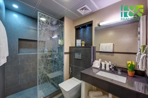 Vila di Al Jazirah Al Hamra, Ras Al Khaimah, UAE 3 bilik tidur, 185.8 meter persegi № 551783 - foto 6