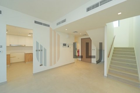 Villa on the Yas Island, Abu Dhabi, UAE 3 bedrooms, 168.7 sq.m. № 577751 - photo 5
