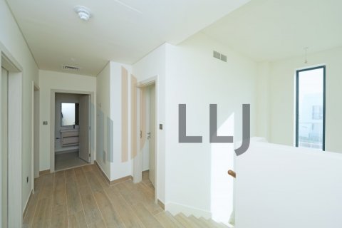 Villa on the Yas Island, Abu Dhabi, UAE 3 bedrooms, 168.7 sq.m. № 577751 - photo 14