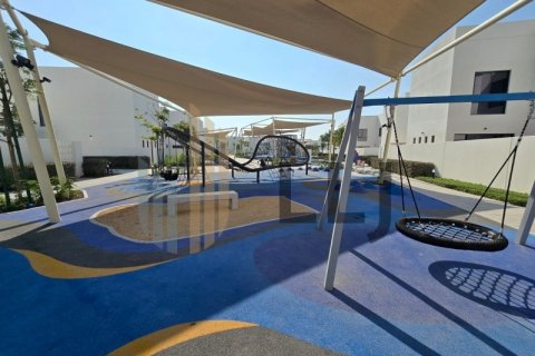 Vila di Yas Island, Abu Dhabi, UAE 3 bilik tidur, 187.9 meter persegi № 577752 - foto 5