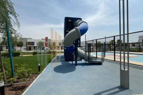 Vila di Yas Island, Abu Dhabi, UAE 3 bilik tidur, 187.9 meter persegi № 577752 - foto 21