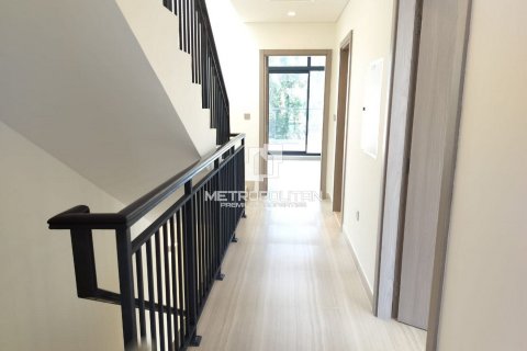טאונהאוס להשכרה ב DAMAC Hills (Akoya by DAMAC), Dubai, איחוד האמירויות  4 חדרי שינה, 191 מ"ר, מספר 592872 - תמונה 13