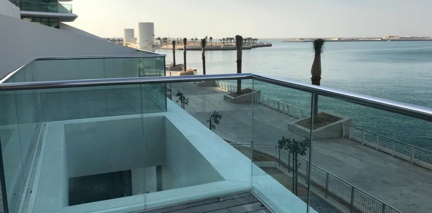 Shtëpi në qytet në Al Raha Beach, Abu Dhabi, Emiratet e Bashkuara Arabe 3 dhoma gjumi, 337 m2. № 594091