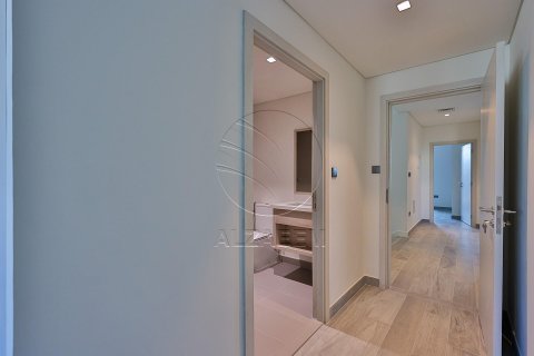 Villa on the Yas Island, Abu Dhabi, UAE 4 bedrooms, 315 sq.m. № 615307 - photo 14