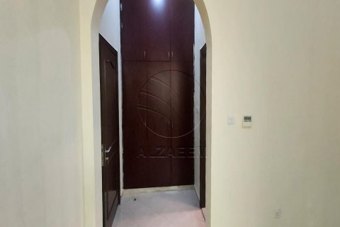 阿联酋 Abu Dhabi 待租 : 7 卧, 585 平方米 , 编号615303 - 照片 24