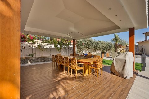 Villa sa Saadiyat Island, Abu Dhabi, UAE 5 silid-tulugan, 1765 sq.m. № 616011 - larawan 5