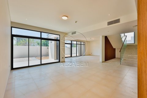 Villa on the Yas Island, Abu Dhabi, UAE 4 bedrooms, 599 sq.m. № 615604 - photo 5