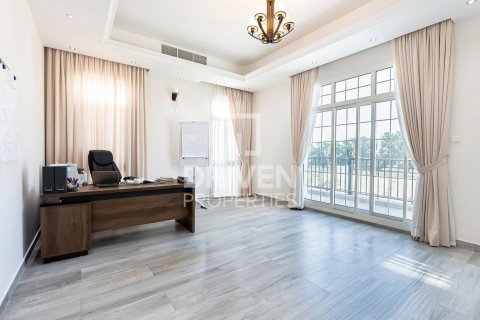 Vila v The Villa, Dubai, SAE 5 ložnice, 516 m² Č.: 602591 - fotografie 7