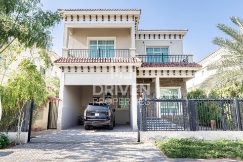 Vila v The Villa, Dubai, SAE 5 ložnice, 516 m² Č.: 602591 - fotografie 15