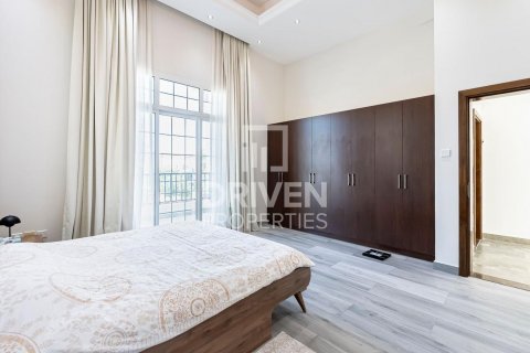 Vila v The Villa, Dubai, SAE 5 ložnice, 516 m² Č.: 602591 - fotografie 11