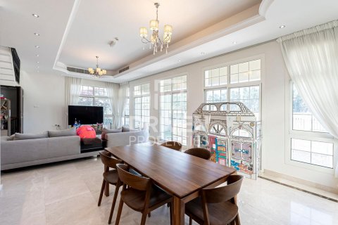 Vila v The Villa, Dubai, SAE 5 ložnice, 516 m² Č.: 602591 - fotografie 3