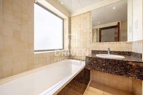 Jumeirah Beach Residence, Dubai, UAE의 임대용 아파트 침실 2개, 120제곱미터 번호 603141 - 사진 10