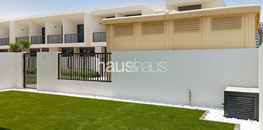 Vila v Town Square, Dubai, SAE 4 ložnice, 253 m² Č.: 626467