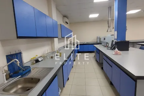 Купити виробниче приміщення в Hamriyah Free Zone, Шарджа, ОАЕ 2052м2, № 620275 - фото 4