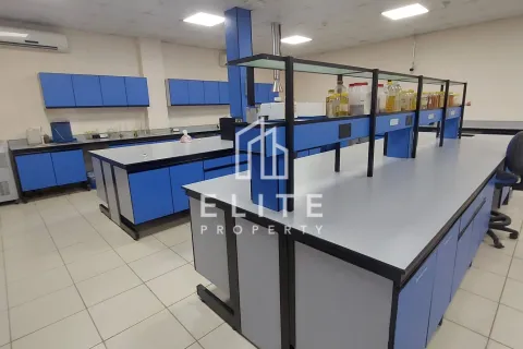 Купити виробниче приміщення в Hamriyah Free Zone, Шарджа, ОАЕ 2052м2, № 620275 - фото 30