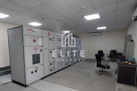 Купити виробниче приміщення в Hamriyah Free Zone, Шарджа, ОАЕ 2052м2, № 620275 - фото 24