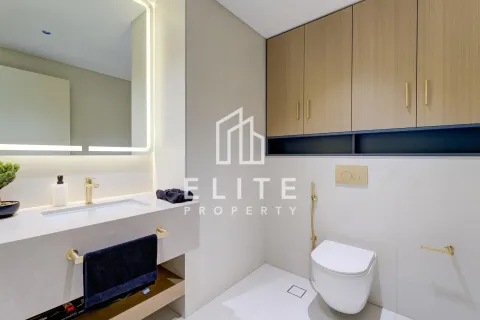 Lägenhet till försäljning i Dubai, UAE 2 sovrum, 131 kvm Nr. 620182 - fotografi 13