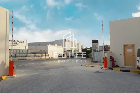 Magazinë në Dubai Investment Park, Emiratet e Bashkuara Arabe 4873 m2. № 620270 - Foto 3