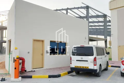 Magazinë në Dubai Investment Park, Emiratet e Bashkuara Arabe 4873 m2. № 620270 - Foto 9