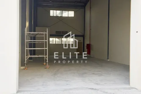 Magazinë në Dubai Investment Park, Emiratet e Bashkuara Arabe 4873 m2. № 620270 - Foto 4