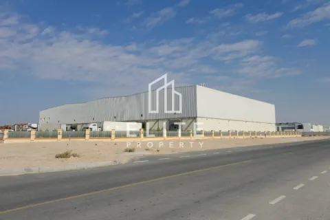 מחסן למכירה ב Dubai, איחוד האמירויות  468 מ"ר, מספר 620178 - תמונה 1