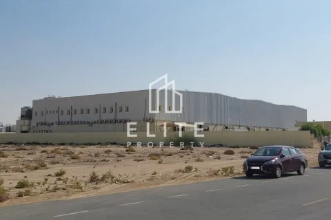 מחסן למכירה ב Dubai, איחוד האמירויות  468 מ"ר, מספר 620178 - תמונה 2