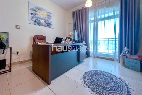 Apartment in The Views, Dubai, UAE 2 bedrooms, 136 sq.m. № 625739 - photo 11
