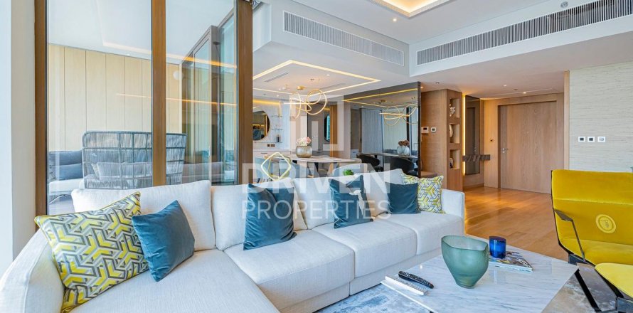 Apartament në Jumeirah, Dubai, Emiratet e Bashkuara Arabe 2 dhoma gjumi, 194 m2. № 601020
