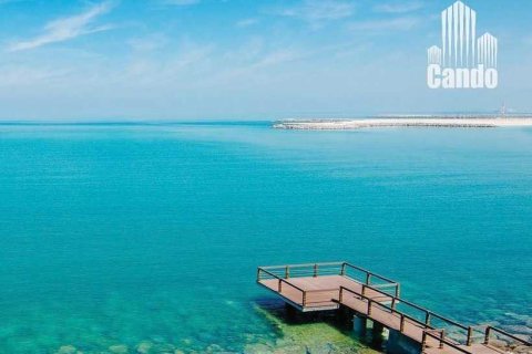 Apartment in Al Marjan Island, Ras Al Khaimah, UAE 1 bedroom, 79 sq.m. № 601016 - photo 14