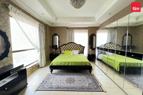 Apartment in Dubai, UAE 2 bedrooms, 120.8 sq.m. № 536466 - photo 13