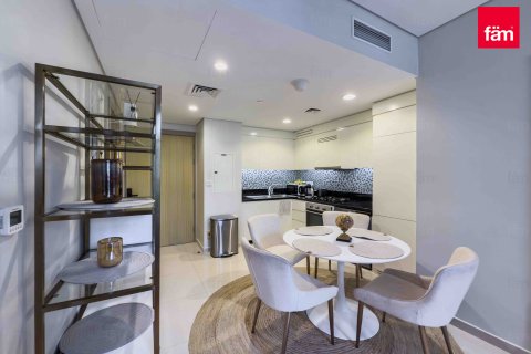 Lägenhet till försäljning i Business Bay, Dubai, UAE 2 sovrum, 75.7 kvm Nr. 591335 - fotografi 15