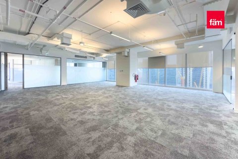 Business Bay, Dubai, UAE의 판매용 사무실 3656.2제곱미터 번호 577903 - 사진 26