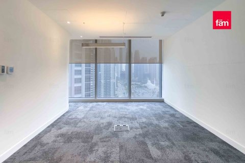 Business Bay, Dubai, UAE의 판매용 사무실 3656.2제곱미터 번호 577903 - 사진 30