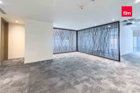 Business Bay, Dubai, UAE의 판매용 사무실 3656.2제곱미터 번호 577903 - 사진 6