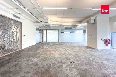 Business Bay, Dubai, UAE의 판매용 사무실 3656.2제곱미터 번호 577903 - 사진 10