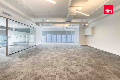 Business Bay, Dubai, UAE의 판매용 사무실 3656.2제곱미터 번호 577903 - 사진 27