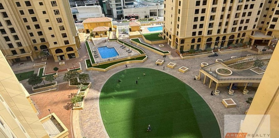 Apartment in Jumeirah Beach Residence, Dubai, UAE 2 bedrooms, 134 sq.m. № 600398