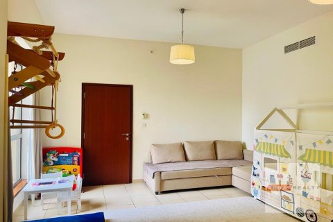Apartment in Jumeirah Beach Residence, Dubai, UAE 2 bedrooms, 134 sq.m. № 600398 - photo 9