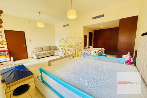 Apartment in Jumeirah Beach Residence, Dubai, UAE 2 bedrooms, 134 sq.m. № 600398 - photo 10