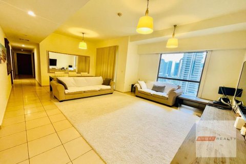 Apartment in Jumeirah Beach Residence, Dubai, UAE 2 bedrooms, 134 sq.m. № 600398 - photo 2