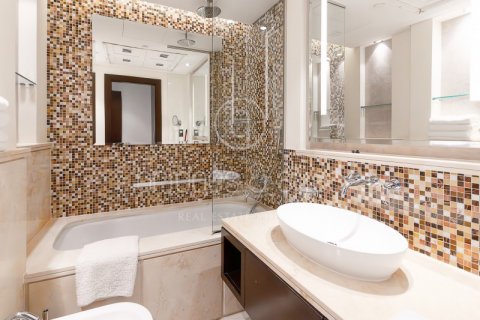 Apartmen di Downtown Dubai (Downtown Burj Dubai), UAE 1 bilik tidur, 68.6 meter persegi № 628828 - foto 15