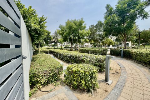 Üürile anda villa asukohaga Dubai Hills Estate, AÜE: 4 magamistoaga, 231.4 m² Nr 628830 - pilt 14